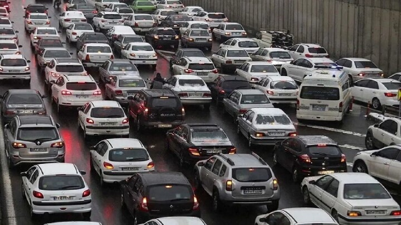 گره‌های کور ترافیکی بروجرد با هماهنگی دستگاه‌ها باز می‌شوند