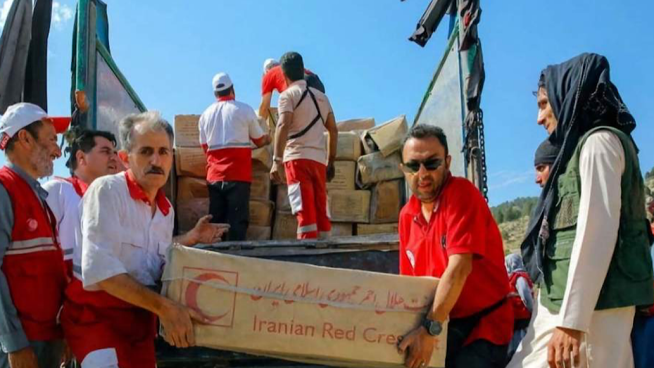 ارسال کمک‌های بشردوستانه ایران برای زلزله‌زدگان افغانستان