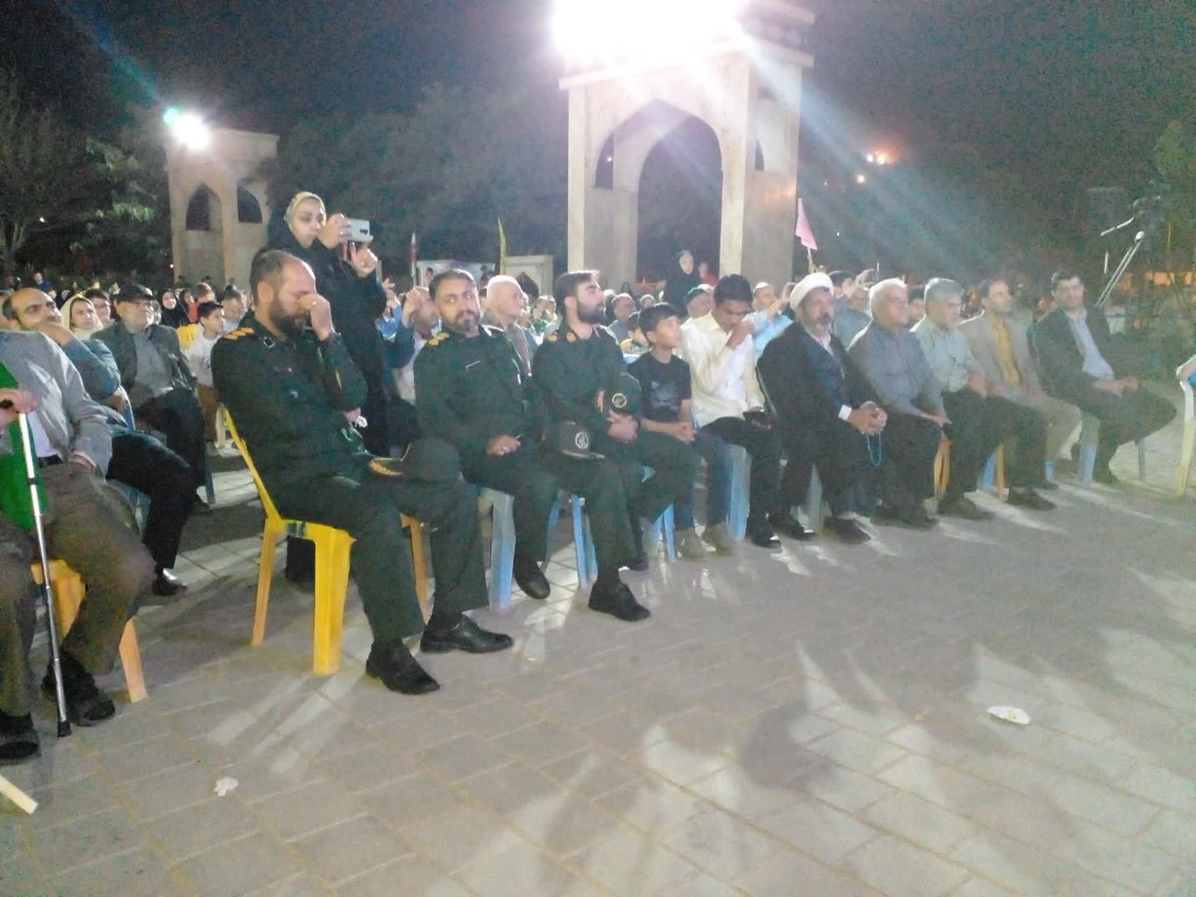 جشن آغاز امامت حضرت مهدی (عج) درجوار مزار شهدای گمنام نیشابور جشن آغاز امامت حضرت مهدی (عج) درجوار مزار شهدای گمنام نیشابور