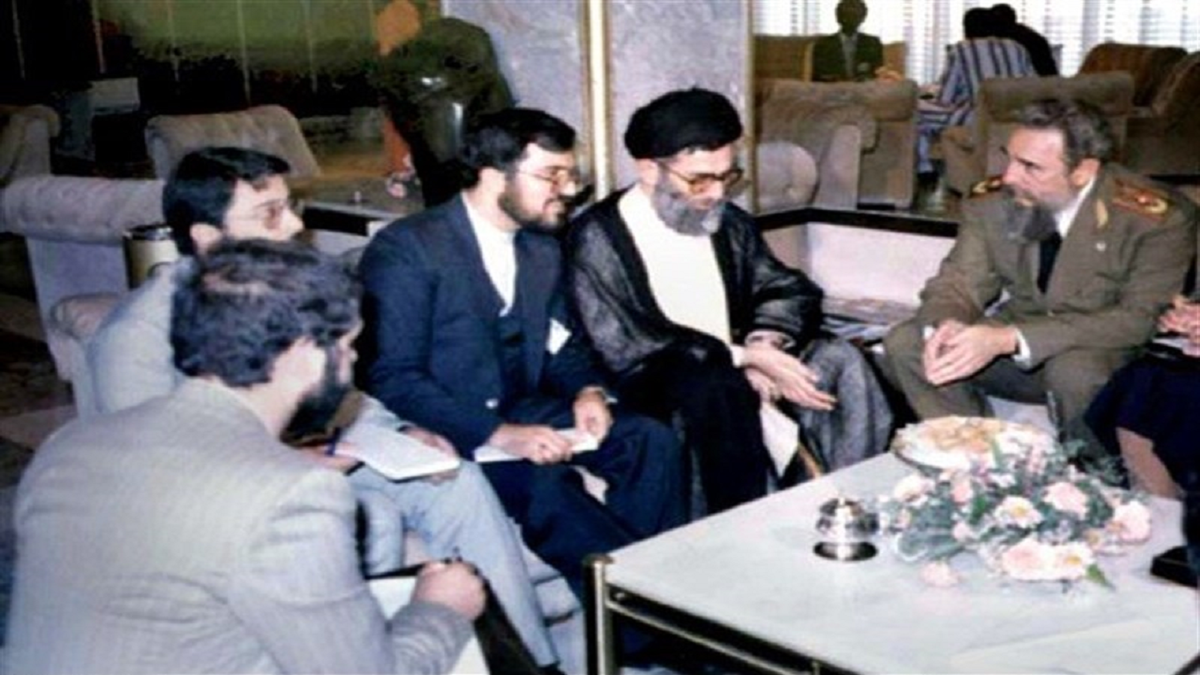باشگاه خبرنگاران -یک تصویر، یک روایت ۳/ دیدار کاسترو با آیت‌الله خامنه‌ای