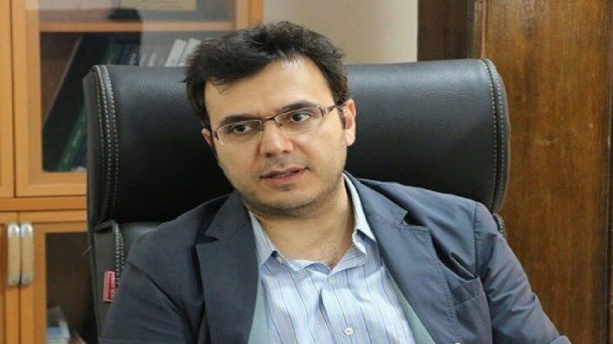 باشگاه خبرنگاران -نگاه به دانشگاه‌ها تک بعدی نباشد