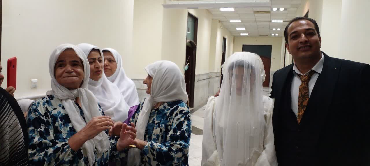 اقدام جالب زوج جوان نیشابوری درخانه سالمندان نیشابور همزمان با آغاز هفته وحدت