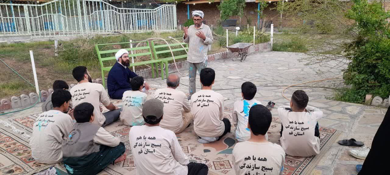 رنگ جهاد و امید بر دیوارهای مدارس قم