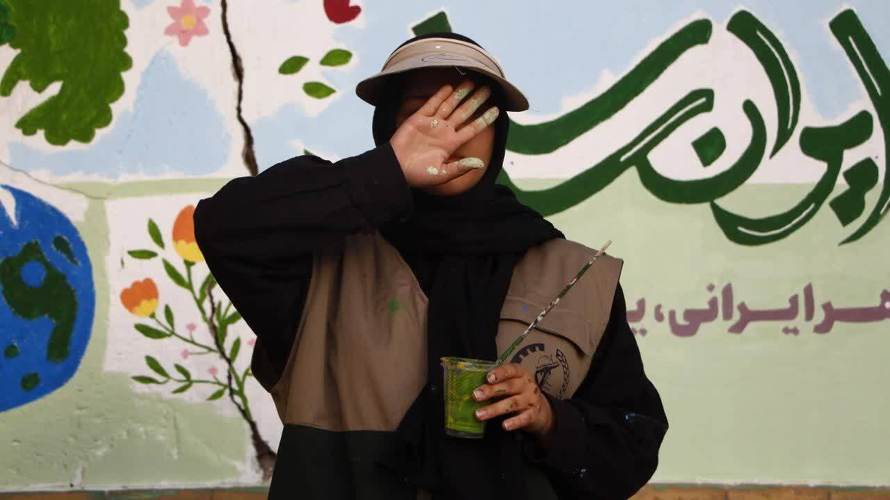 رنگ جهاد و امید بر دیوارهای مدارس قم