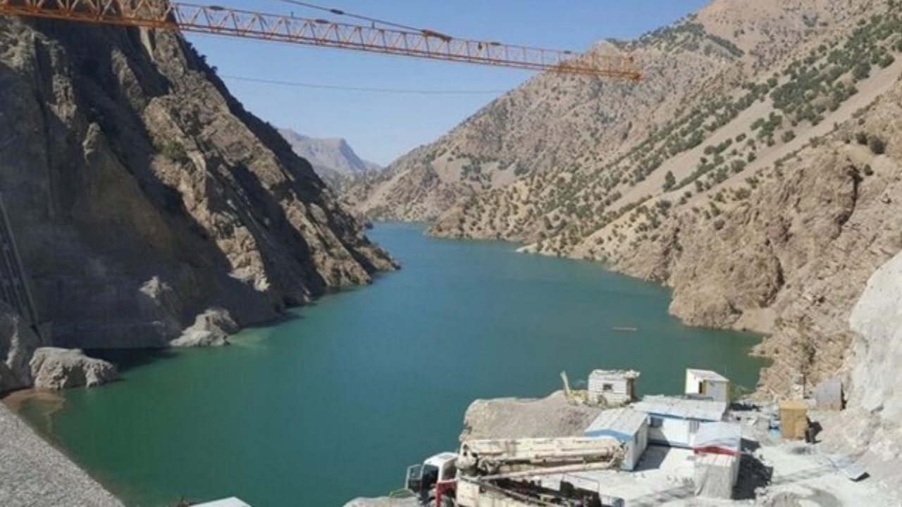 تحول آبی در لرستان: ۲۶ پروژه بزرگ کلید خورد