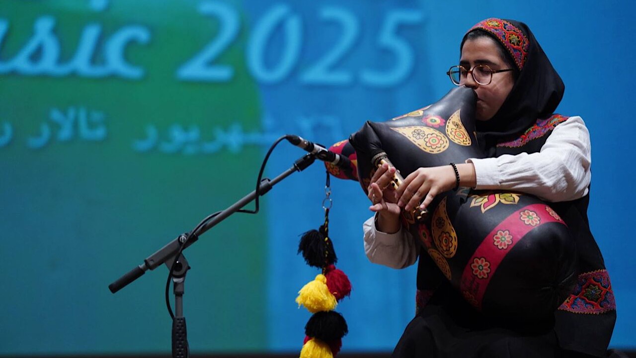 طنین موسیقی کرمانشاه و جنوب ایران در پنجمین روز از جشنواره جوان