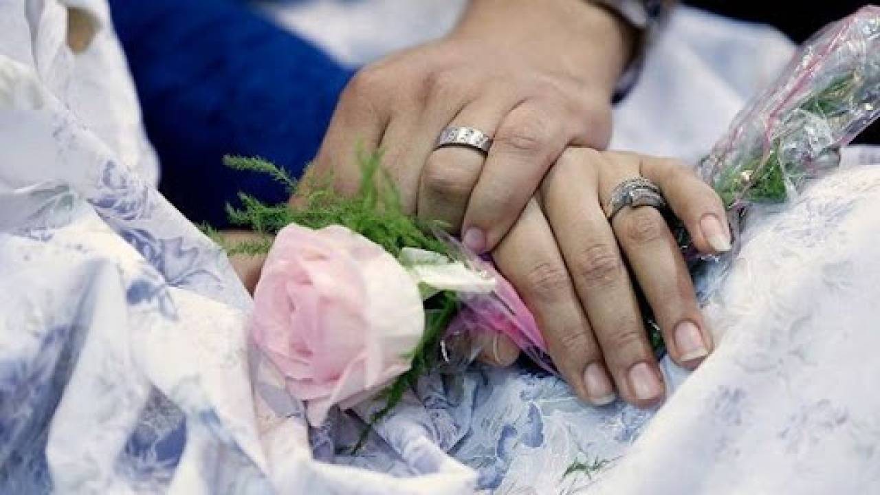 سن بالای ۲۳ سال دیر ازدواجی محسوب می‌شود