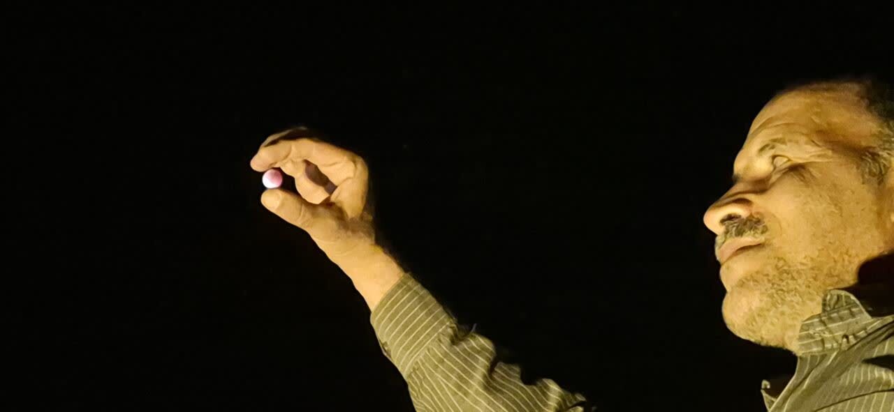 گزارش تصویری از ماه گرفتگی &laquo;ماه خونین &raquo; در آسمان شهر صالح آباد