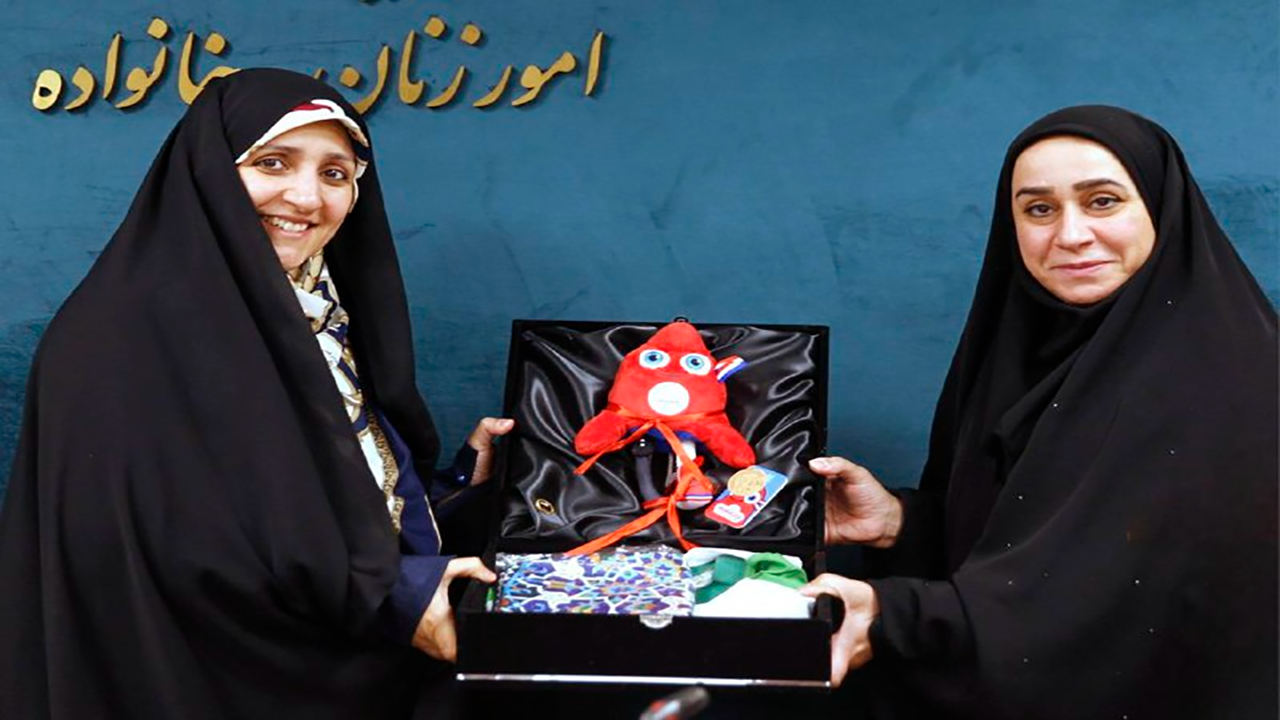 روایت زندگی زنان توانمند، موجب افزایش خودباوری و تاب‌آوری در جامعه می‌شود