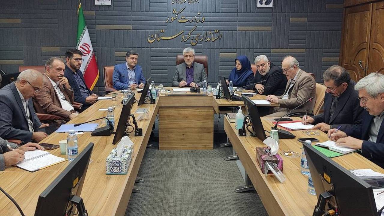 آغاز طرح ویژه نظارت بر بازار لوازم‌التحریر و پوشاک مدارس در کردستان