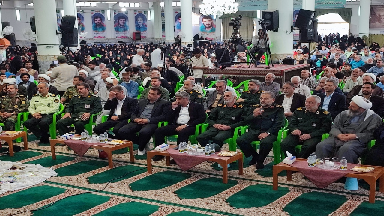راه نجات کشور حرکت‌های جهادی است