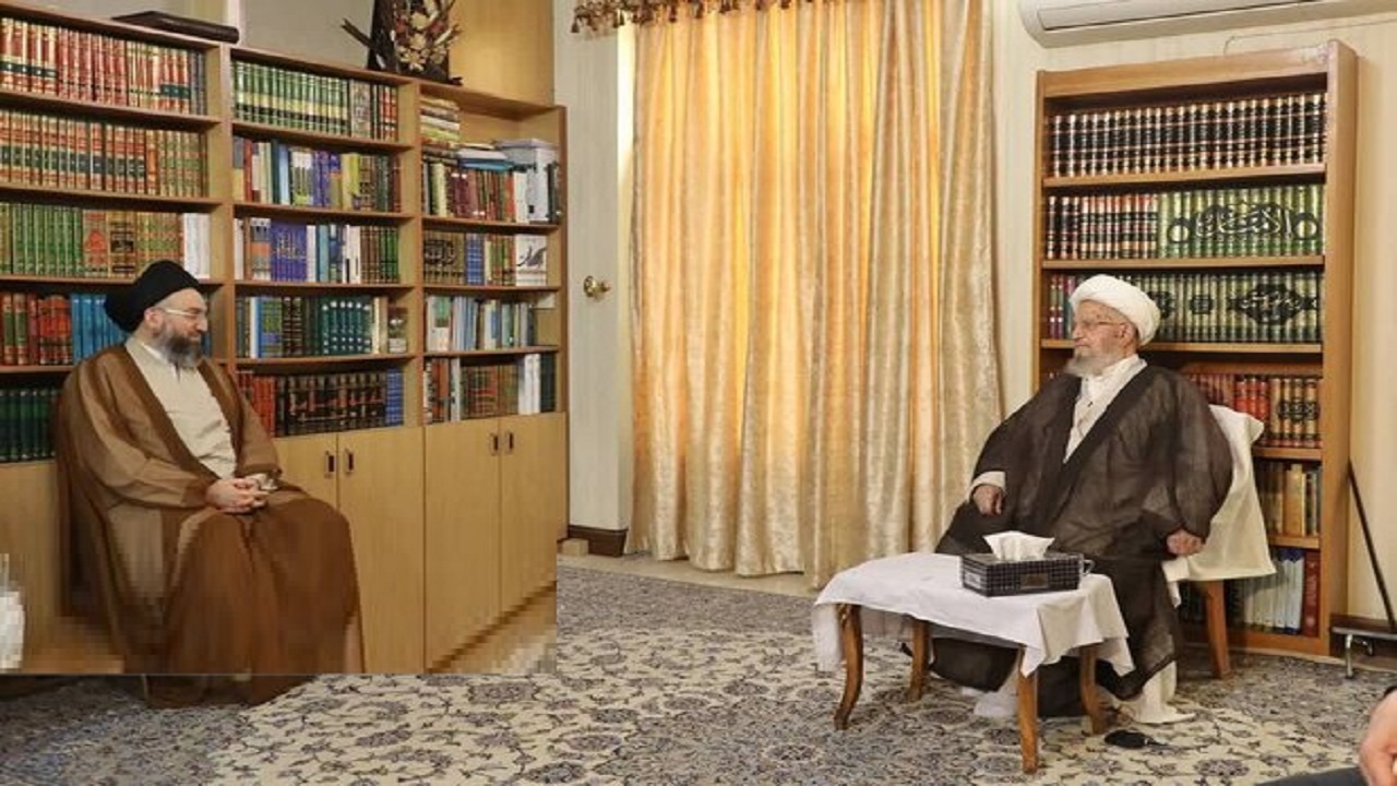 دیدار و گفتگوی سید عمار حکیم با آیت‌الله مکارم شیرازی
