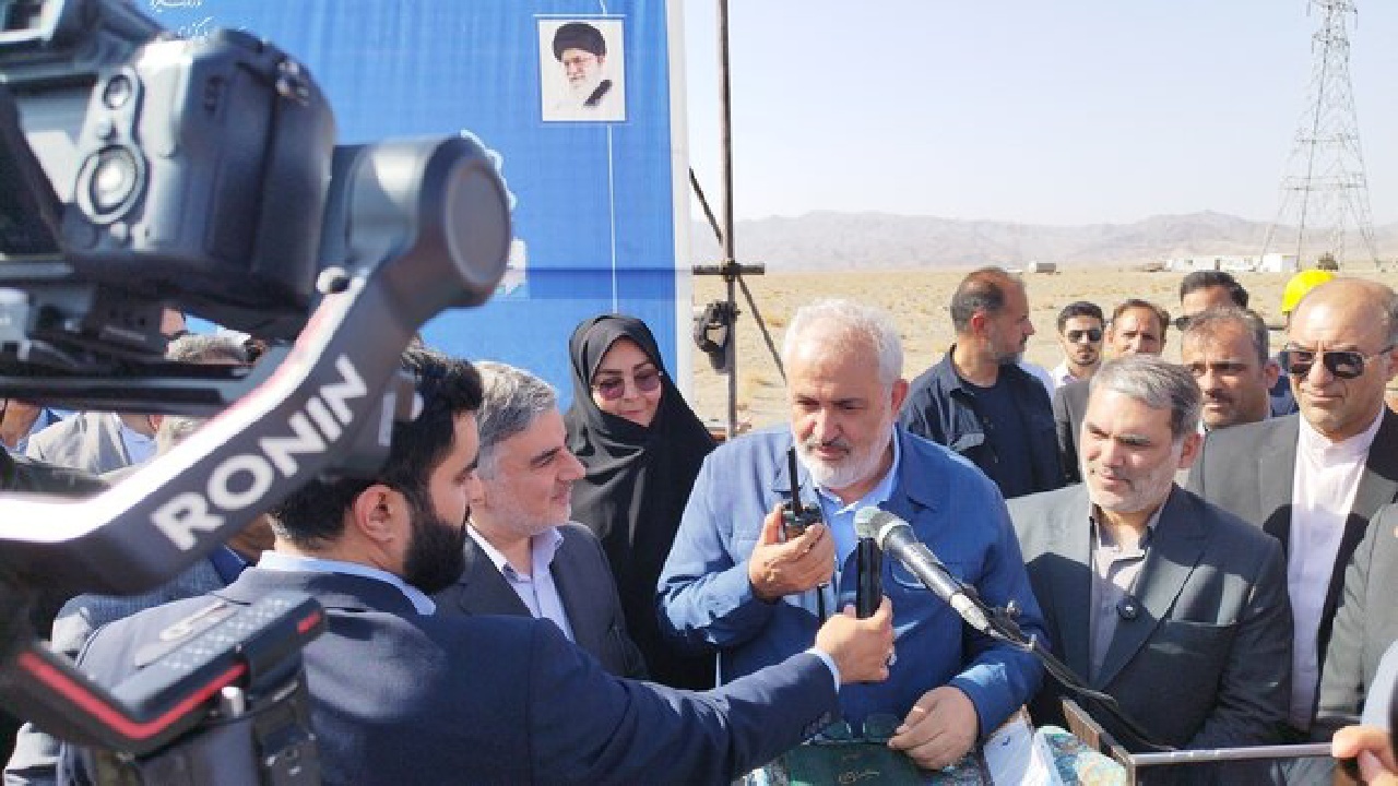 آغاز احداث نیروگاه ۲۰۰ مگاواتی «مه‌ولات» خراسان رضوی با حضور وزیر نیرو