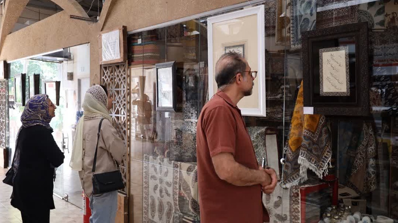 گشایش نمایشگاه خوشنویسی رقص قلم در شهرکرد