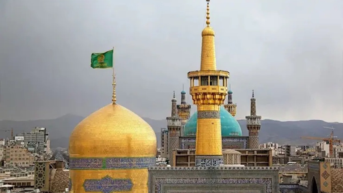 آماده‌سازی حرم امام رضا (ع) برای جشن ولادت امام حسن عسکری (ع) + فیلم