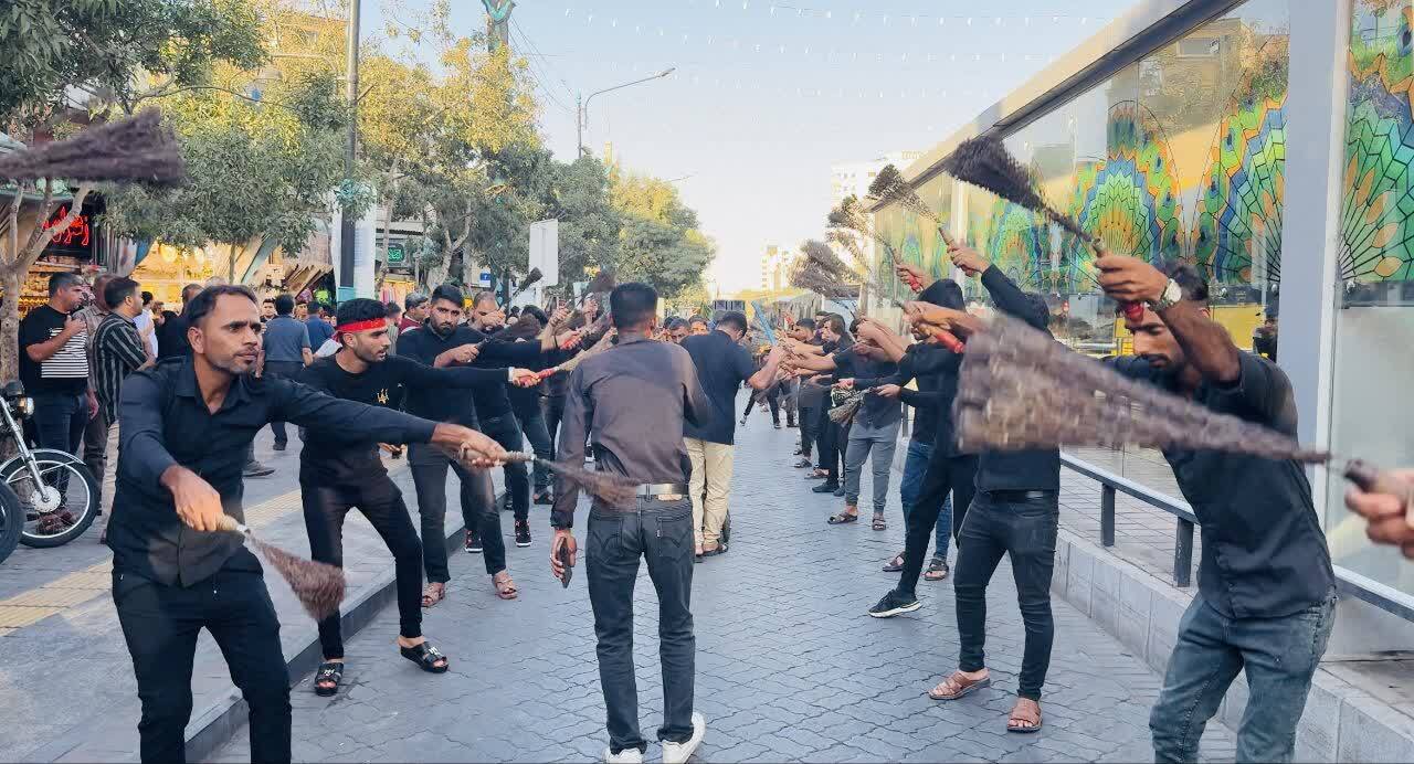 حرکت ۱۵۰۰ کیلومتری هیئت سیدالشهدا (ع) بندرکوهستک به مشهد مقدس