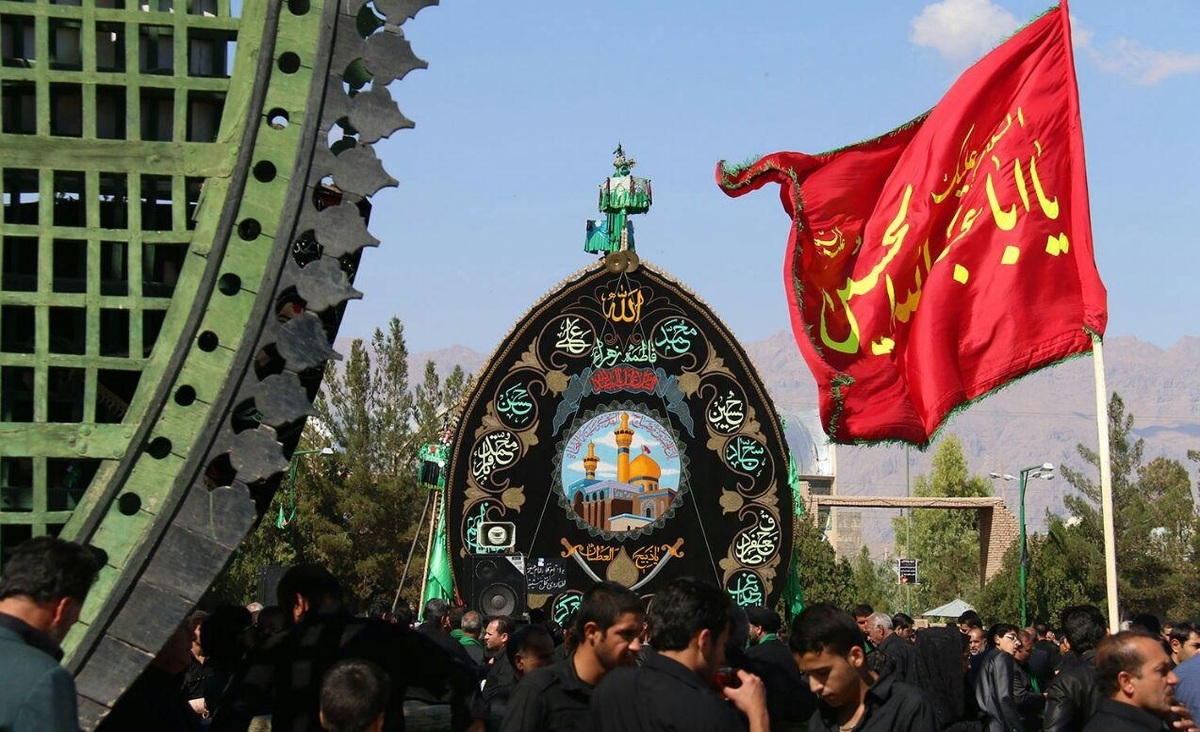 باشگاه خبرنگاران -مهریز غرق در عزا و ماتم؛ عزاداری با قدمت ۵۰۰ ساله