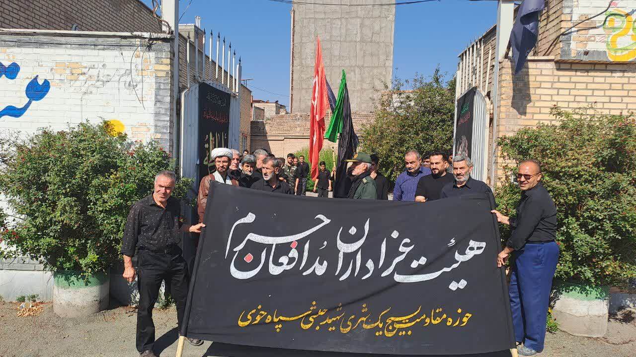 برگزاری دسته عزاداران هیئت مدافعان حرم در خوی