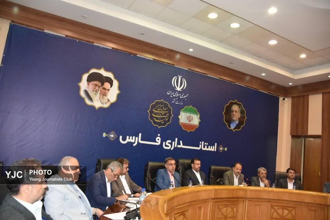 زیرساخت‌های ضعیف و محدودیت‌های بانکی مانع بهره‌برداری کامل از ظرفیت صنعتی استان فارس است