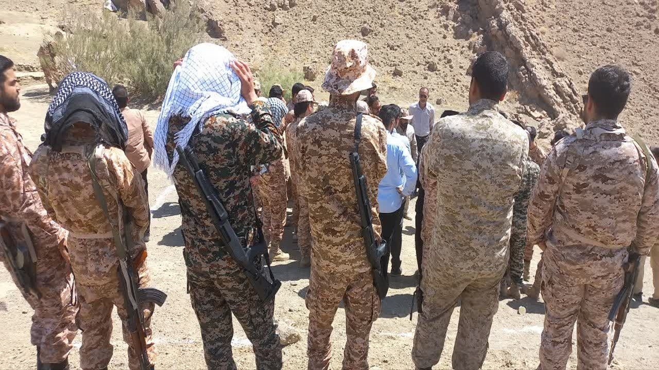 پایان اردوی تاکتیکی رزمندگان و بسیجیان صالح آباد پایان اردوی تاکتیکی رزمندگان و بسیجیان صالح آباد