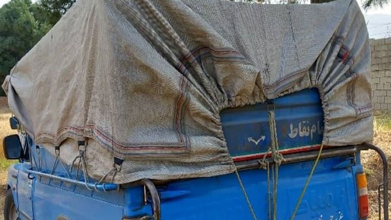 کشف ۳۱ میلیارد ریال کالای بدون مجوز در شهرستان مهر