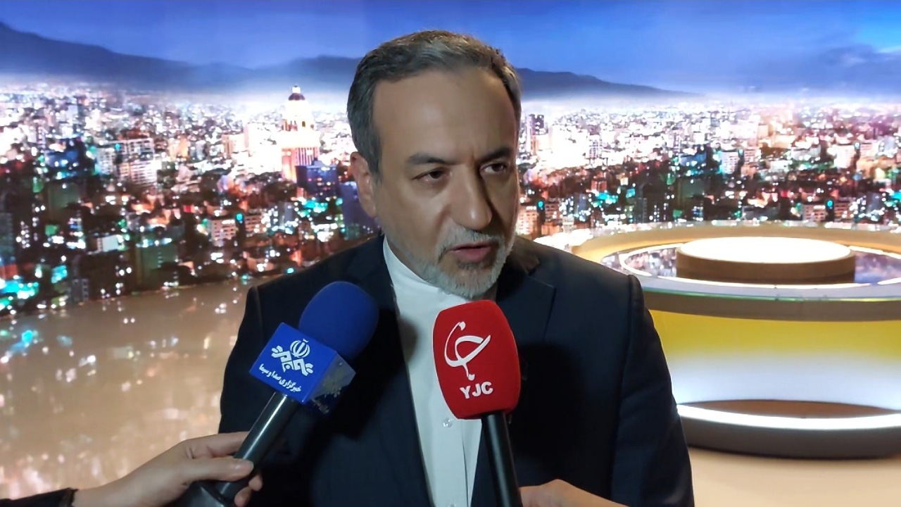 عراقچی: تحریم‌های اقتصادی اسنپ‌بک در مقابل تحریم‌های آمریکا اهمیتی ندارد + فیلم
