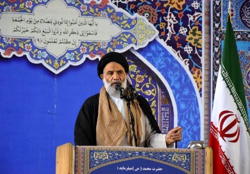 تاکید امام جمعه اهواز بر پیگیری حل مشکلات مردم توسط مسئولان