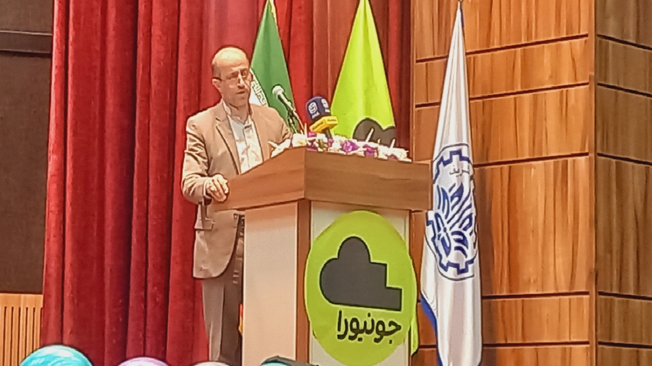 آموزش هوش مصنوعی به ۷۳۰ هزار دانش‌آموز در طرح ایران دیجیتال