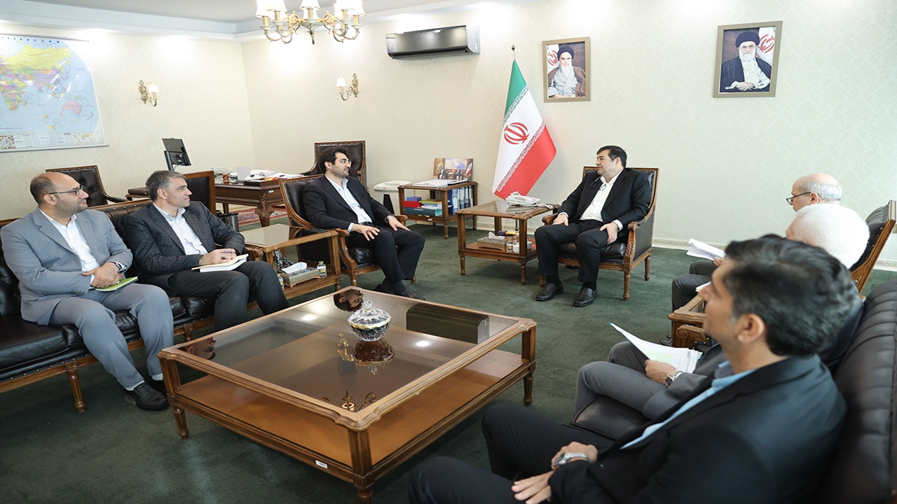 دیدار رییس سازمان امور مالیاتی کشور با دکتر دنیامالی