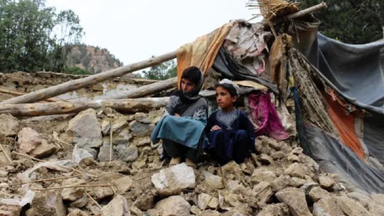 جان باختن ۲۶۸ دانش‌آموز در زلزله شرق افغانستان؛ ۲۰۰ هزار نفر دچار اختلال آموزش شده اند