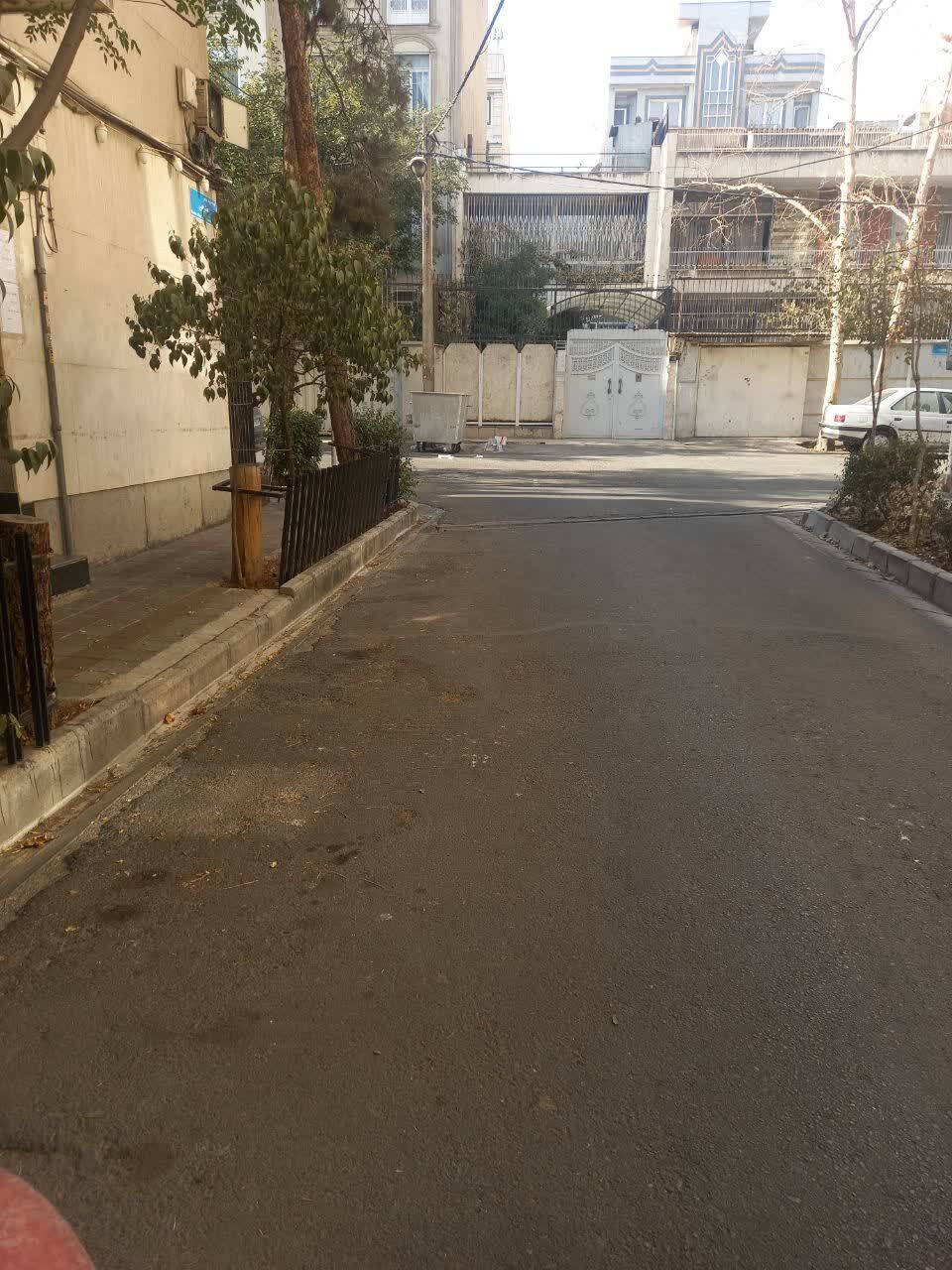 نگاهی به حال و روز ناخوش معابر محله شریعتی از لنز دوربین شهروندخبرنگار نگاهی به حال و روز ناخوش معابر محله شریعتی از لنز دوربین شهروندخبرنگار