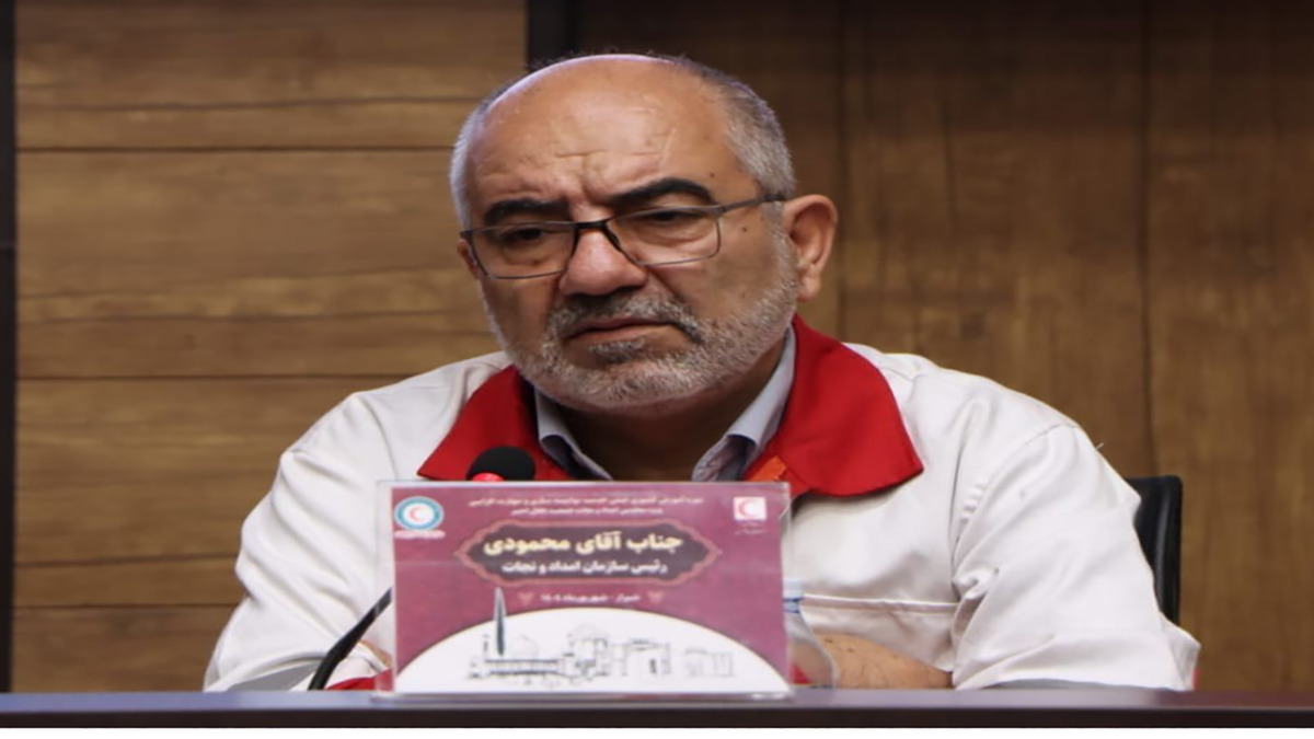 نجات جان نوزاد چهل روزه با راهنمایی تلفنی کاربر هلال احمر مشهد + فیلم