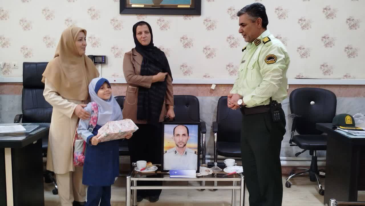 جشن شکوفه ها جشن شکوفه ها