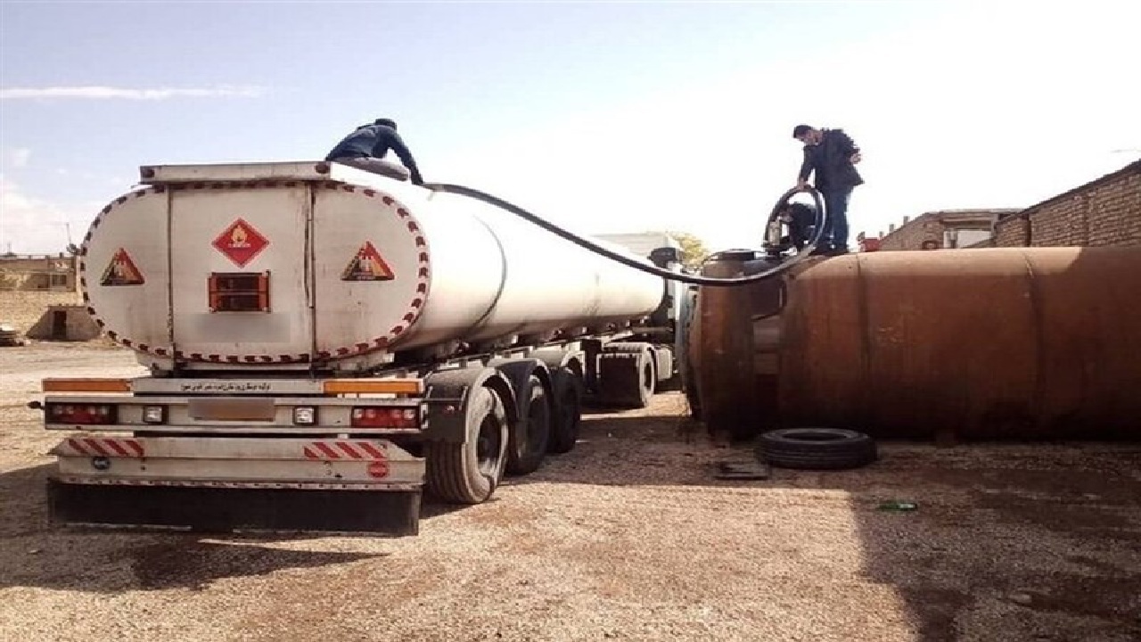 انهدام شبکه قاچاق سوخت در رودان؛ ۷ نفر بازداشت شدند