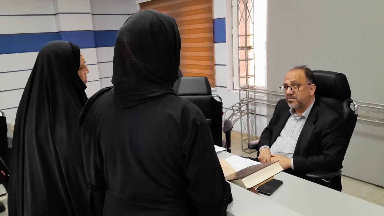 دادستان مرکز خوزستان به مشکلات ۳۵ نفر از مراجعان رسیدگی کرد