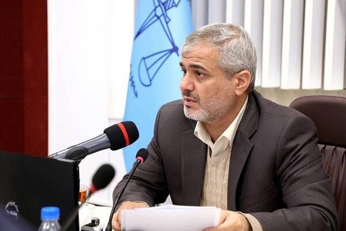 بدرقه ی تابستان با بارش باران در رشت