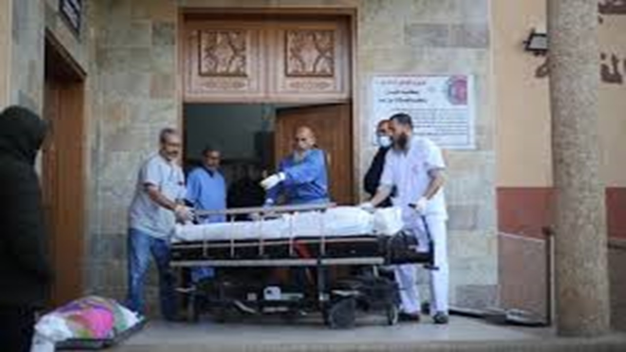 تصویری دیگر از لحظه حمله اسرائیل به بیمارستان ناصر + فیلم