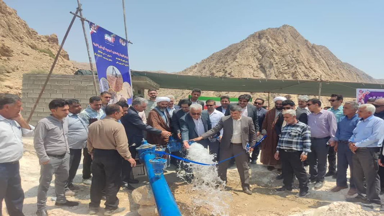 اجرای طرح آبرسانی به مجموعه روستایی زاخرویه در قیروکارزین