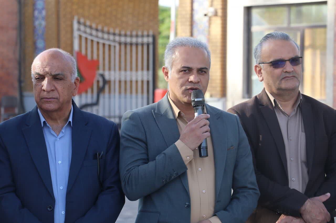 مراسم بدرقه تیم منتخب دوچرخه سواری &laquo;غریب&zwnj;الغربا&raquo; از مشهد اردهال به مشهد الرضا(ع) + عکس