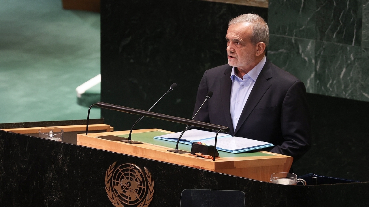 پیشنهاد مطهری به پزشکیان: درخواست ملاقات ترامپ را بپذیر!