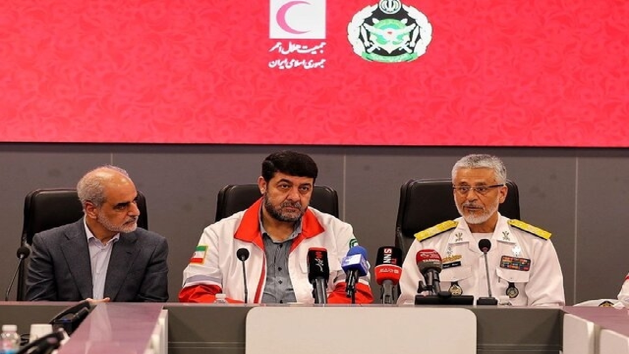 امضای تفاهم همکاری بین ارتش و هلال‌احمر