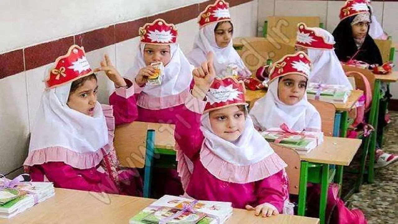 حال و هوای کلاس اولی‌ها در یک روز مانده به اول مهر + فیلم