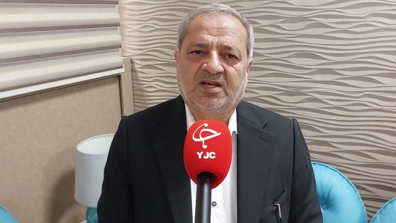 توزیع کتاب‌های جدید اول ابتدایی در ۸ مدرسه تهران