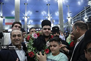 استقبال مردمی از تیم ملی کشتی فرنگی ایران
