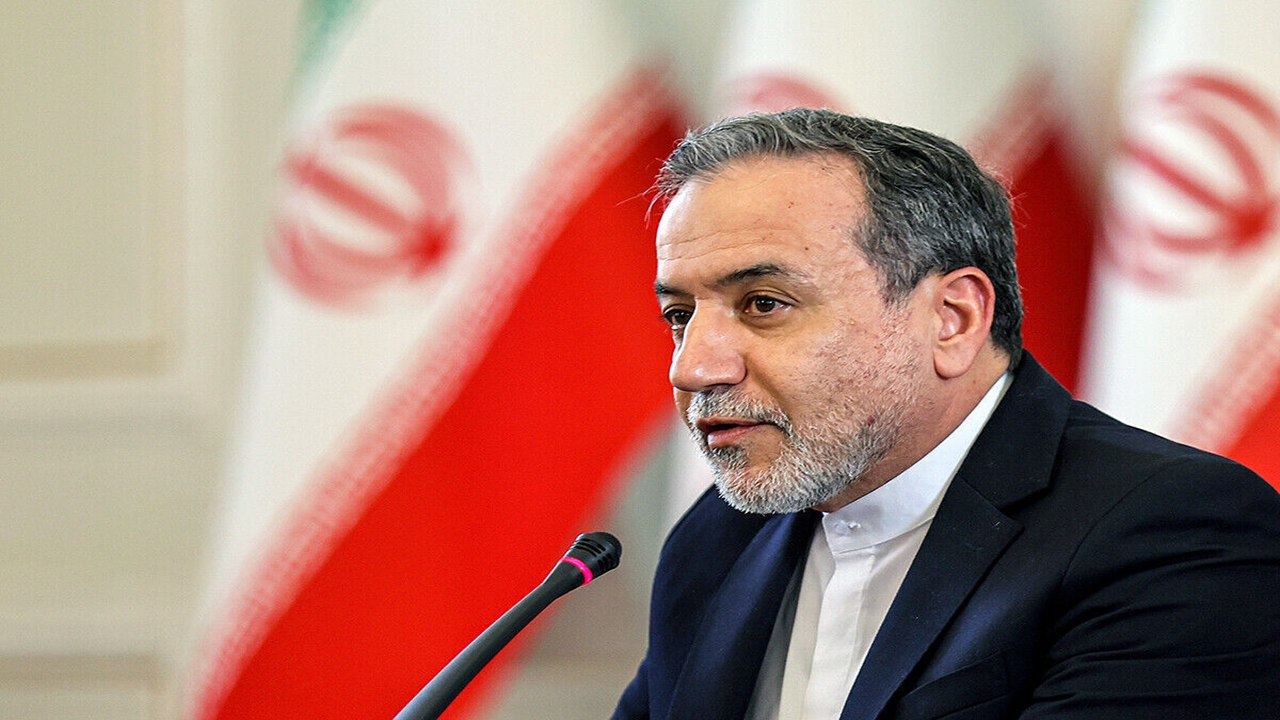 عراقچی: نخست‌وزیر استرالیا واقعاً یک «سیاستمدار ضعیف» است
