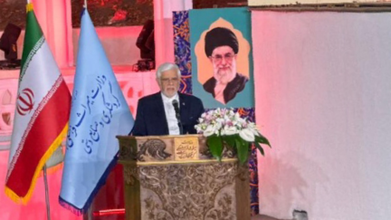 عارف: حفاظت از میراث‌فرهنگی سنگین‌ترین وظیفه فرهنگی کشور است