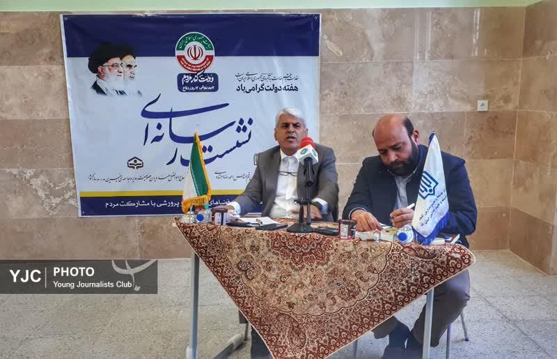 هر مدرسه باید به درآمد پایدار برسد
