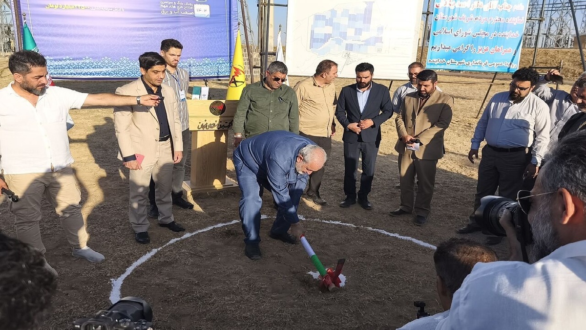 باشگاه خبرنگاران -آغاز عملیات اجرایی نیروگاه خورشیدی ۵۰۰ مگاواتی با حضور وزیر نیرو در زنجان 