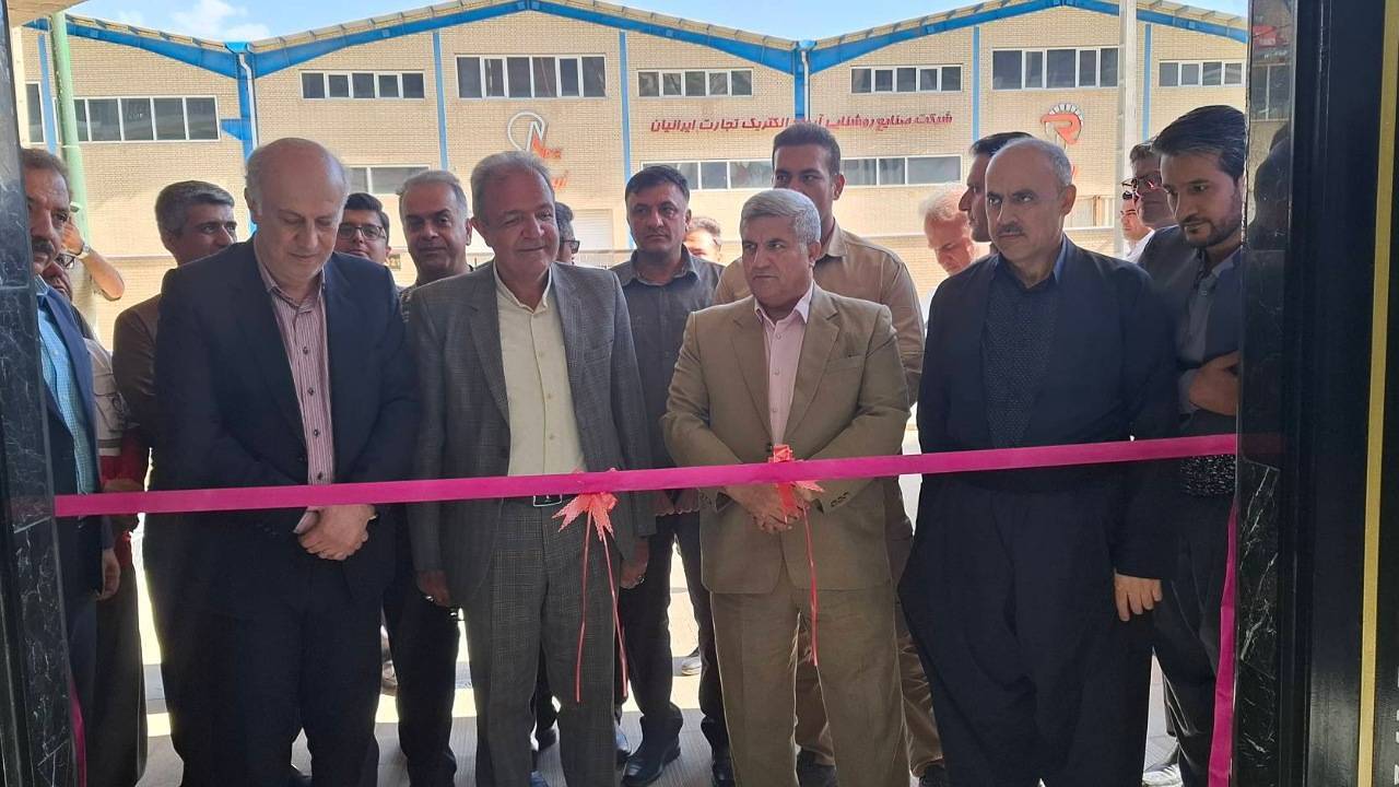 افتتاح یک واحد تولیدی در بانه به مناسبت هفته دولت