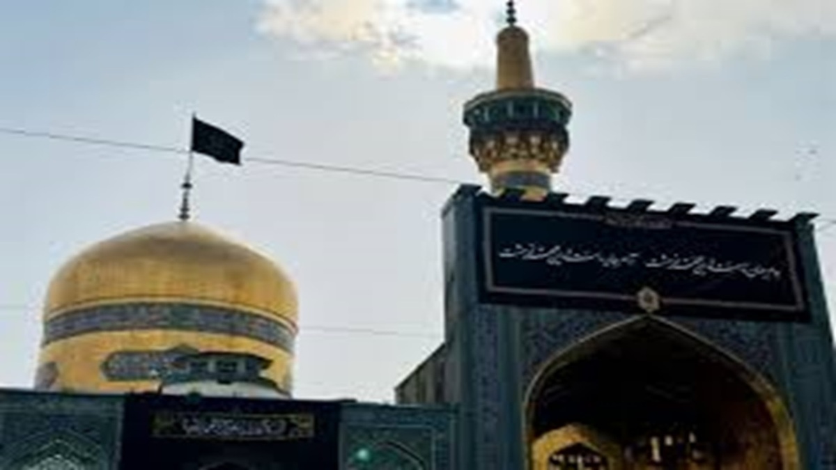 حرم امام رضا(ع) غرق در نور و سرور در سالروز میلاد امام حسن عسکری(ع) + فیلم